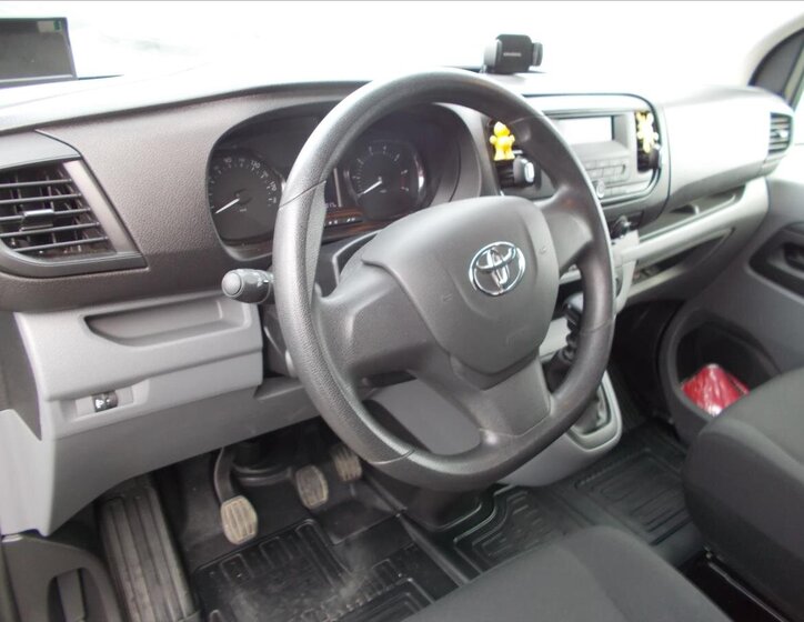 Toyota ProAce 27