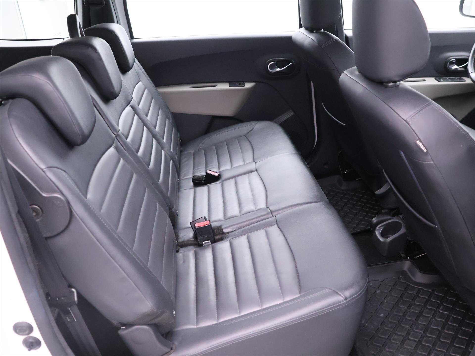 Dacia Lodgy MPV 1,2 l 85 kw