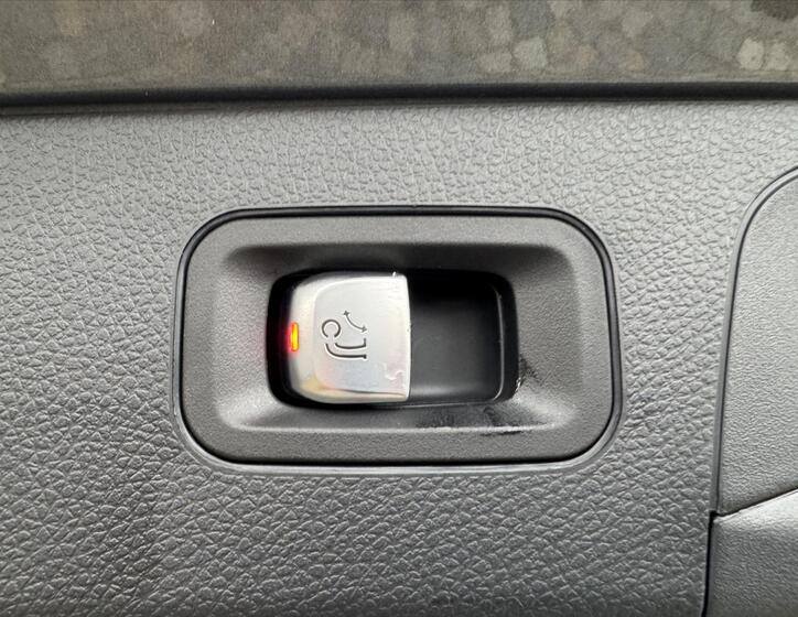 Mercedes-Benz GLC 22