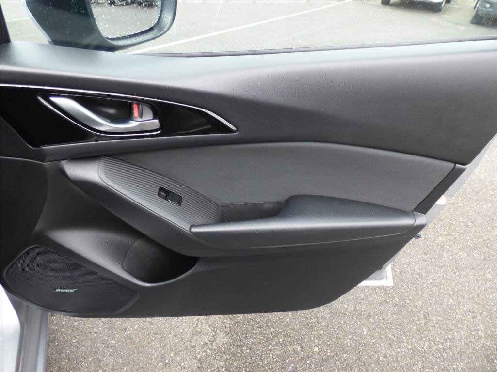 Mazda 3 Hatchback 2,0 l 121 kw