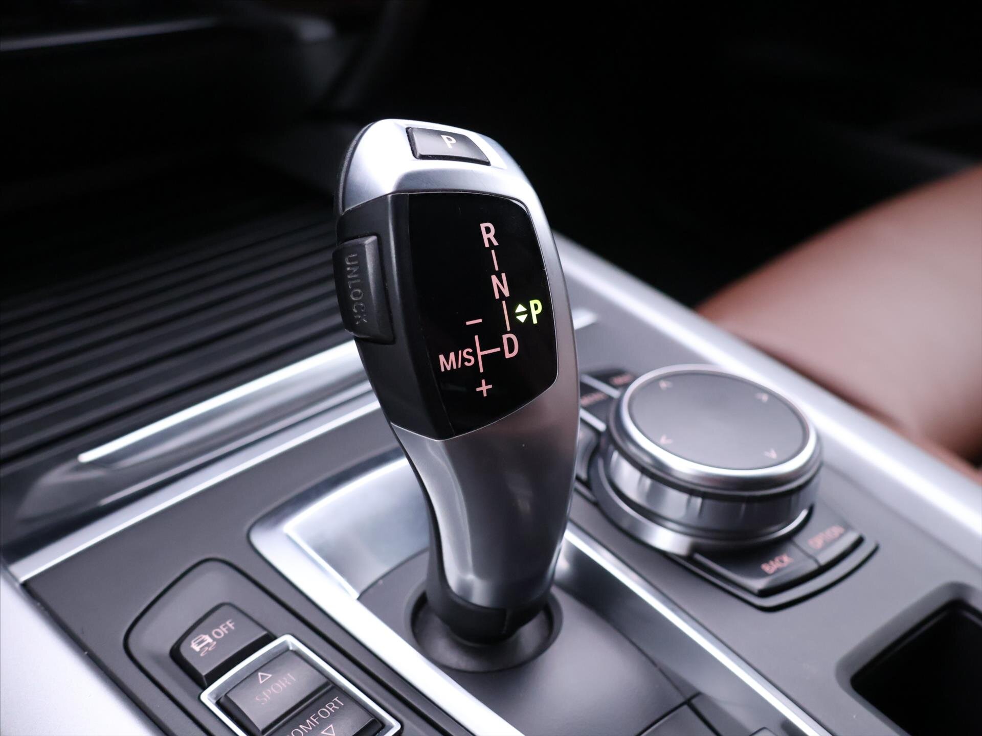 BMW X5 SUV 3,0 l 230 kw