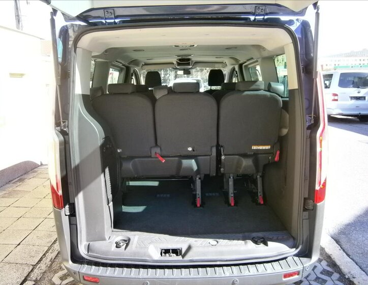 Ford Tourneo Custom VAN / Minibus 2,2 l 92 kw