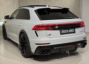 Audi RS Q8 12