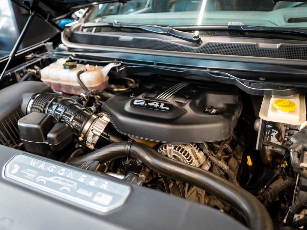 Jeep Grand Wagoneer SUV 6,4 l 351 kw