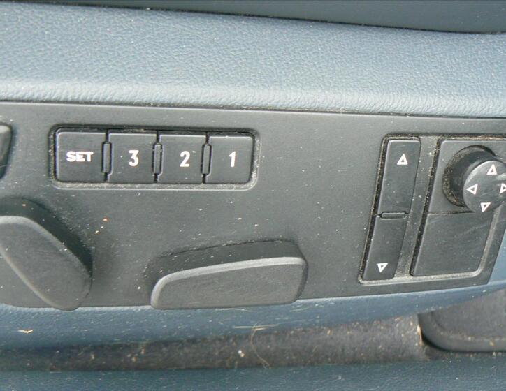 Volkswagen Phaeton 22