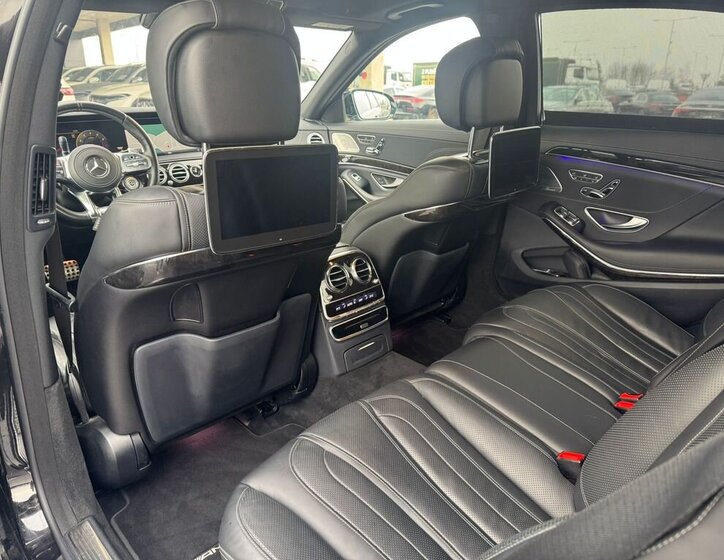 Mercedes-Benz Třídy S Sedan / Limuzína 4,0 l 345 kw