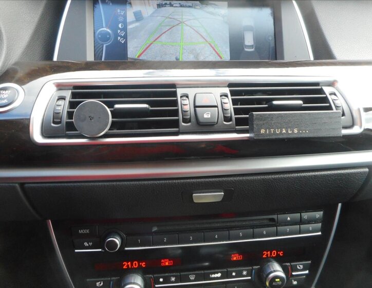 BMW Řada 5 Sedan / Limuzína 3,0 l 220 kw