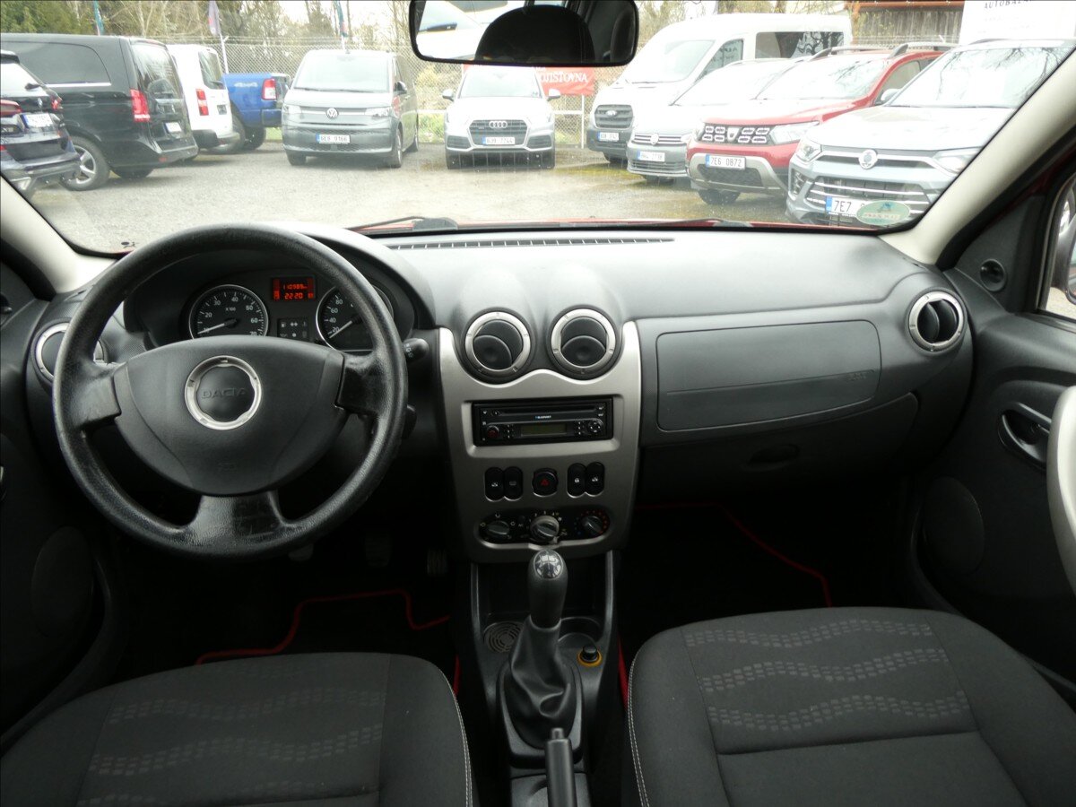 Dacia Sandero Hatchback 1,6 l 64 kw