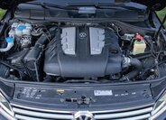 Volkswagen Touareg 8