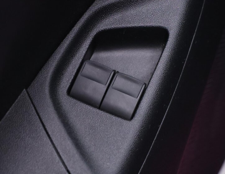 Toyota Aygo Hatchback 998,0 53 kw