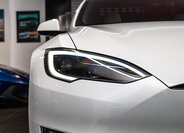 Tesla Model S 23