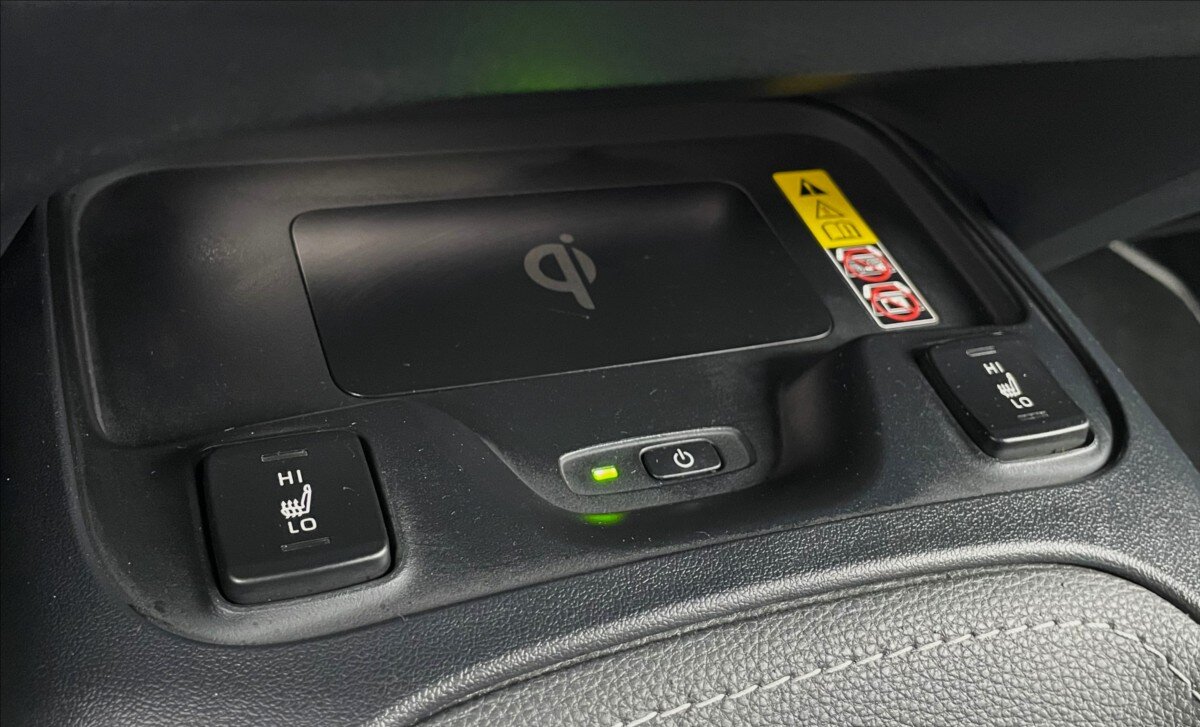 Toyota Corolla Kombi 2,0 l 112 kw