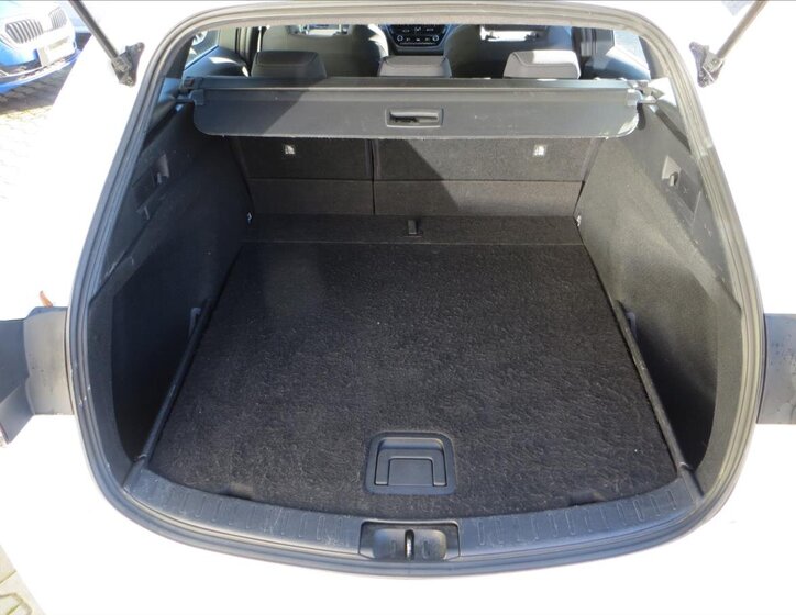 Toyota Corolla Kombi 1,2 l 85 kw