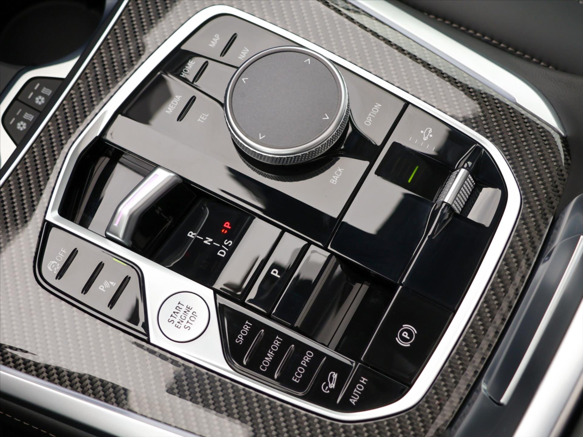 BMW X5 SUV / Terénní 3,0 l 259 kw