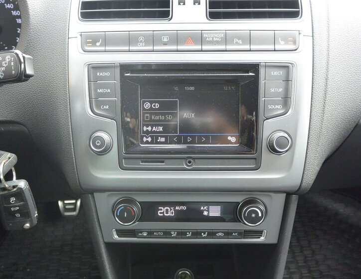 Volkswagen Polo Hatchback 999,0 55 kw
