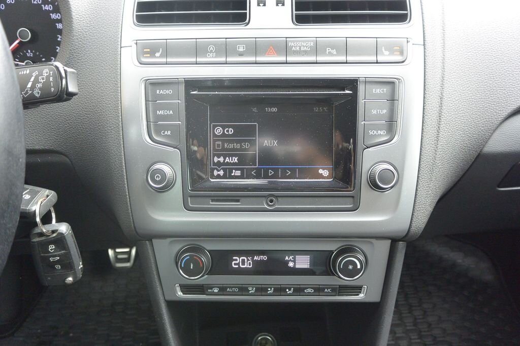 Volkswagen Polo Hatchback 999,0 55 kw