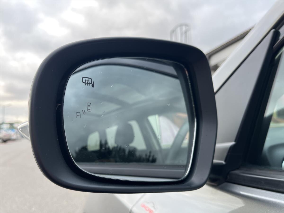 Suzuki Vitara SUV / Terénní 1,4 l 95 kw