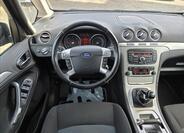 Ford Galaxy 14