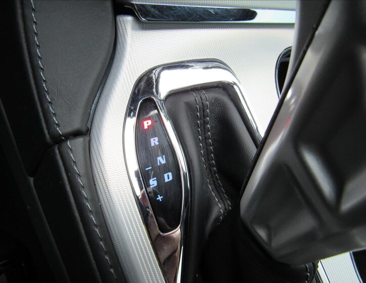 Jeep Grand Cherokee SUV / Terénní 6,4 l 344 kw