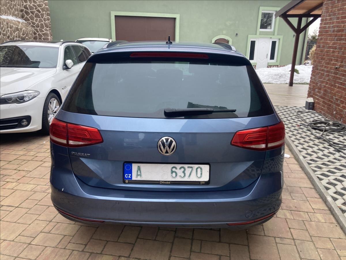 Volkswagen Passat Kombi 1,4 l 110 kw