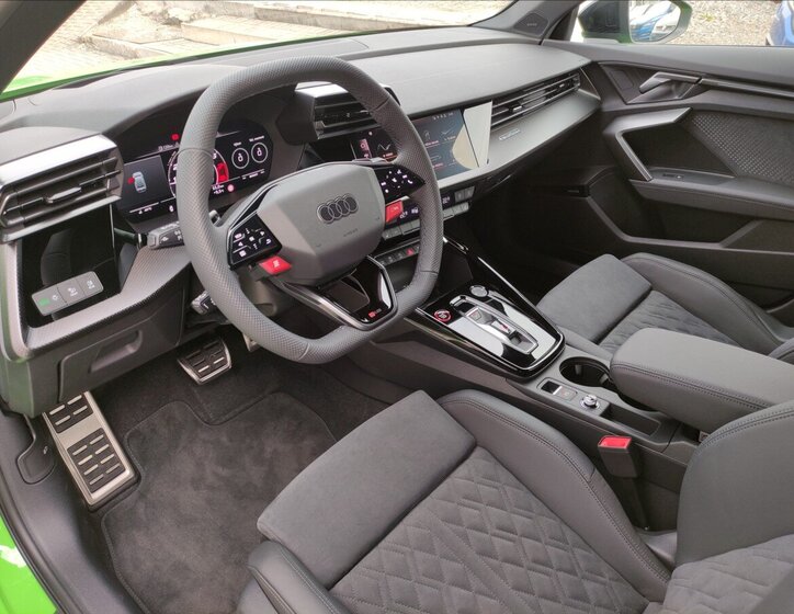 Audi RS 3 Ostatní 2,5 l 294 kw