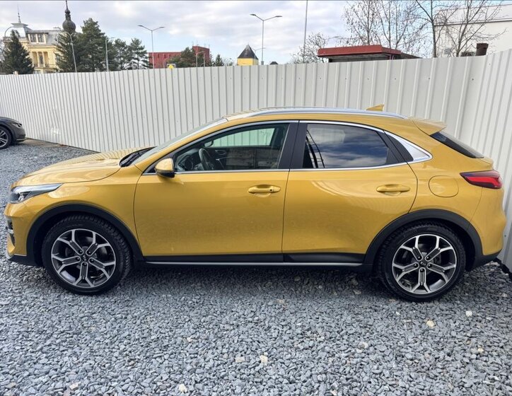 KIA XCeed 4