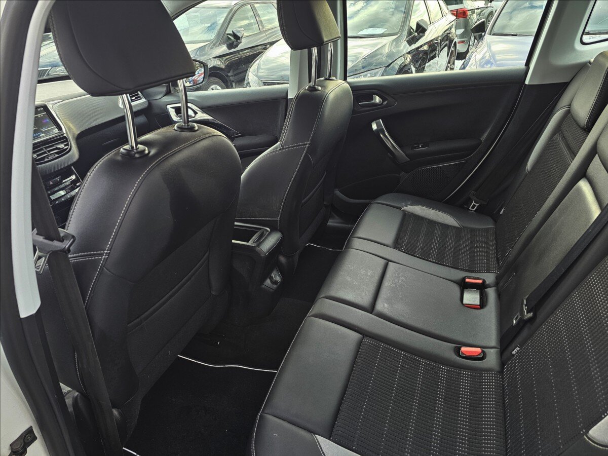 Peugeot 2008 Kombi 1,6 l 88 kw