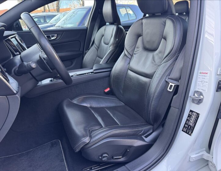 Volvo V60 Kombi 2,0 l 110 kw