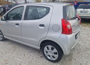 Suzuki Alto 6