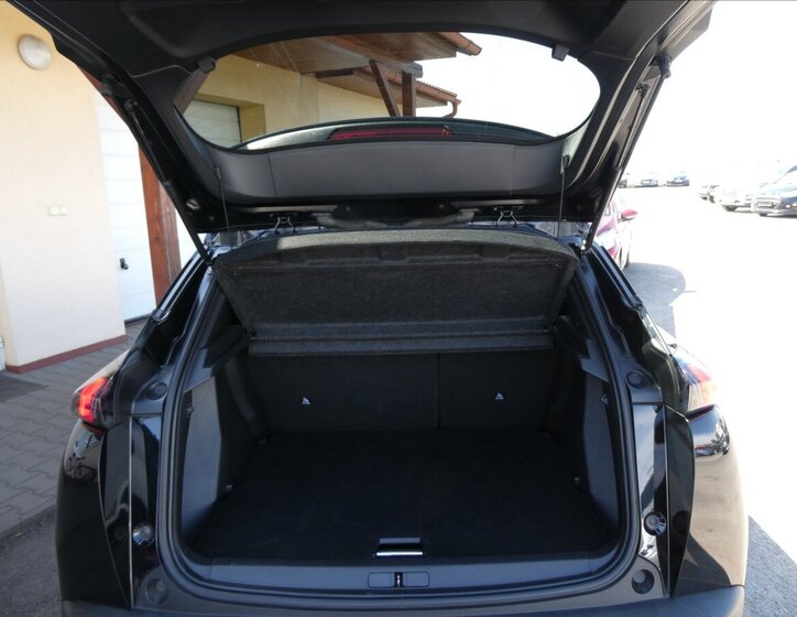 Peugeot 2008 SUV / Terénní 1,2 l 96 kw