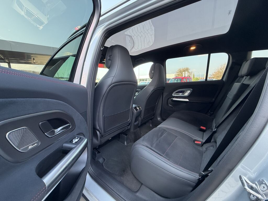 Mercedes-Benz GLB Kombi 0,0 260 kw