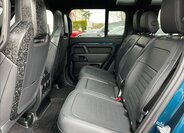 Land Rover Defender SUV / Terénní 4,4 l 467 kw