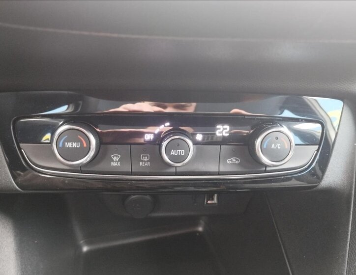 Opel Corsa Hatchback 0,0 100 kw