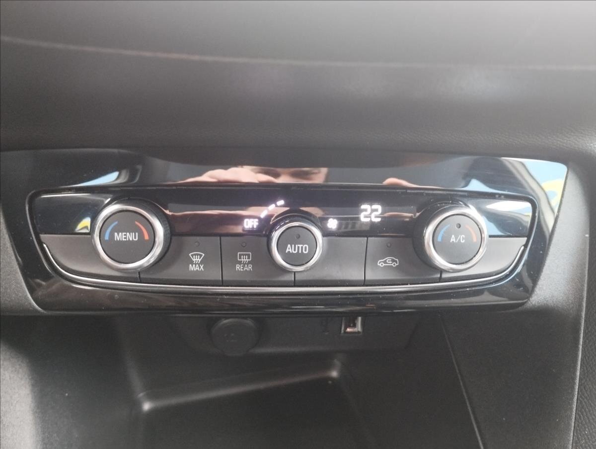 Opel Corsa Hatchback 0,0 100 kw