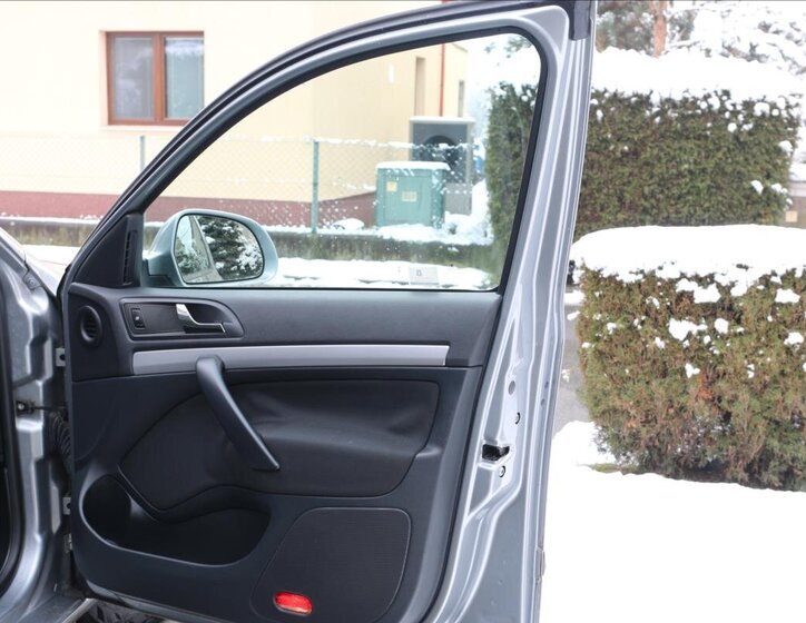 Škoda Octavia Kombi 1,6 l 77 kw