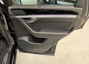 Volkswagen Touareg SUV / Terénní 3,0 l 210 kw