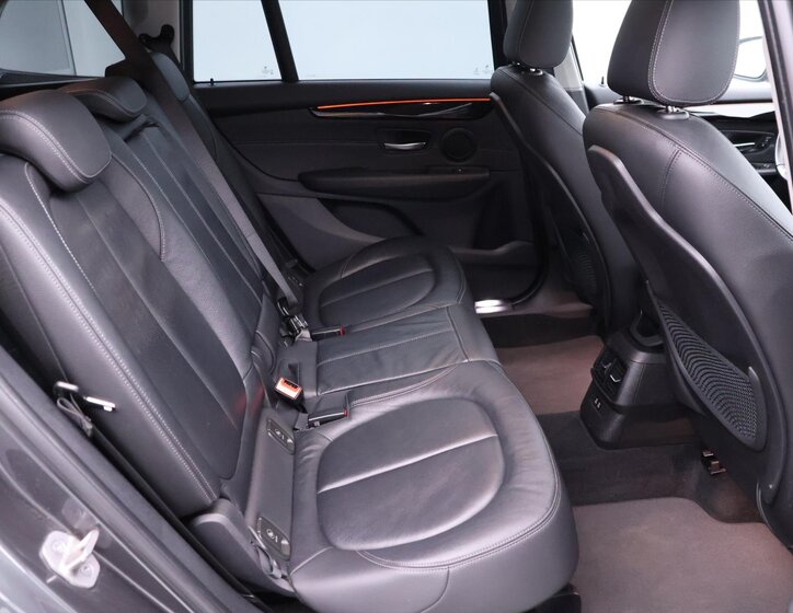 BMW Řada 2 MPV 1,5 l 85 kw