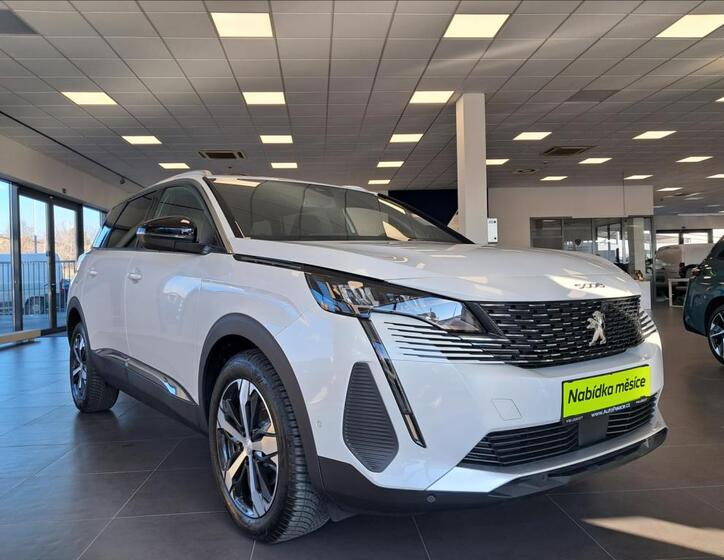Peugeot 5008 4