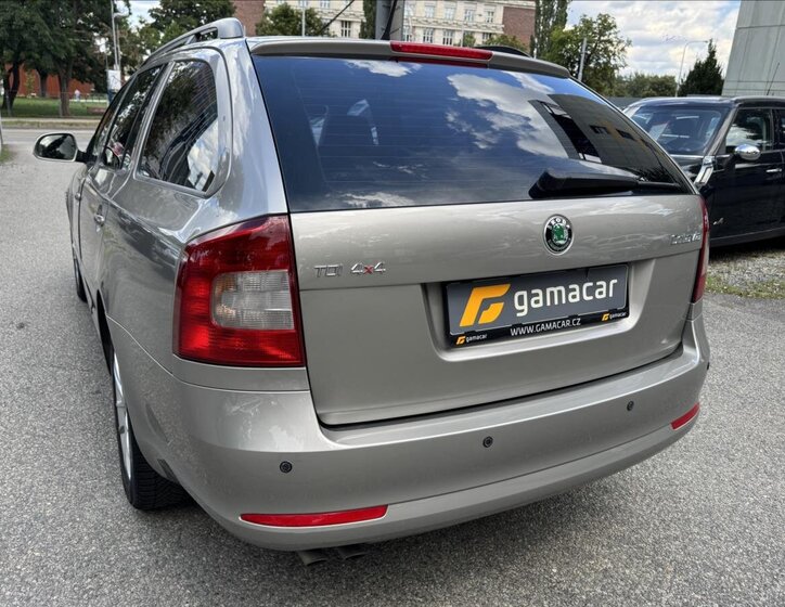 Škoda Octavia Kombi 1,6 l 77 kw