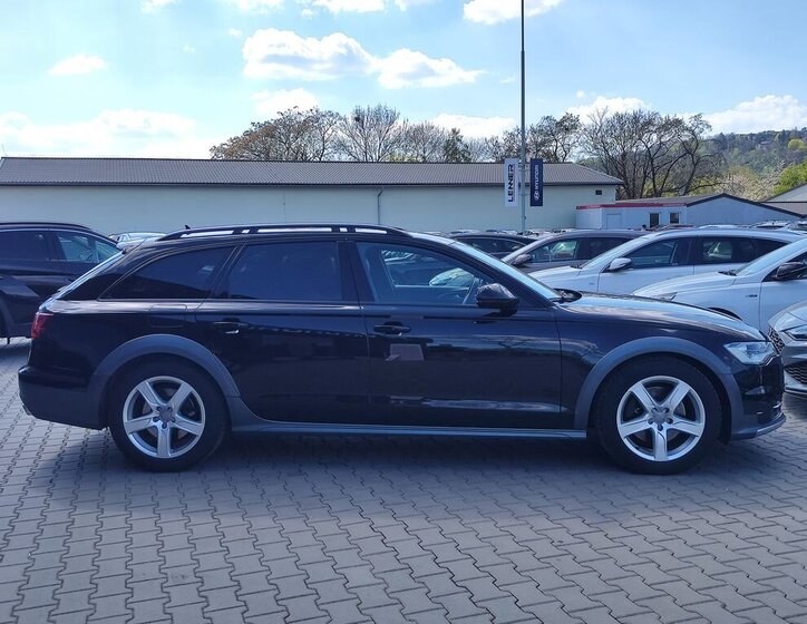 Audi A6 Allroad Kombi 3,0 l 160 kw