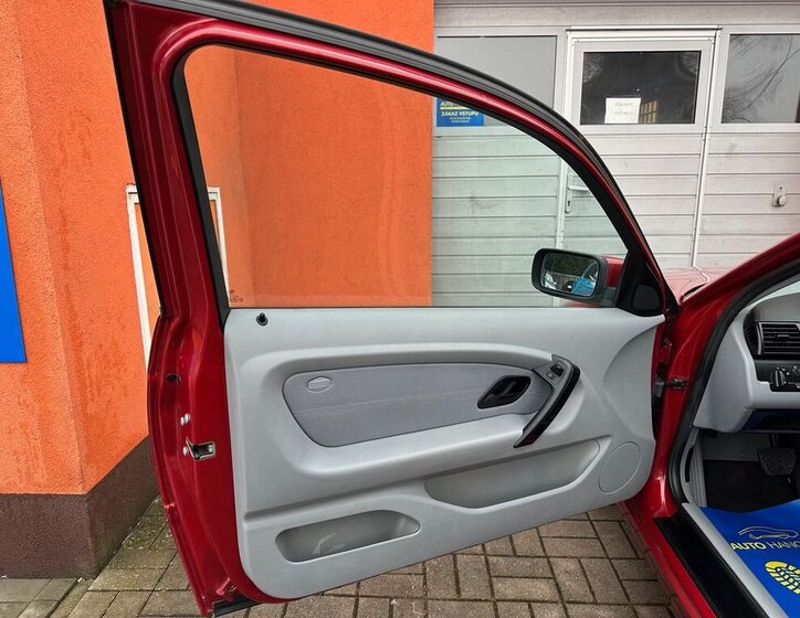 BMW Řada 3 Hatchback 1,8 l 85 kw