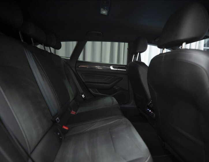 Volkswagen Arteon Kombi 2,0 l 110 kw