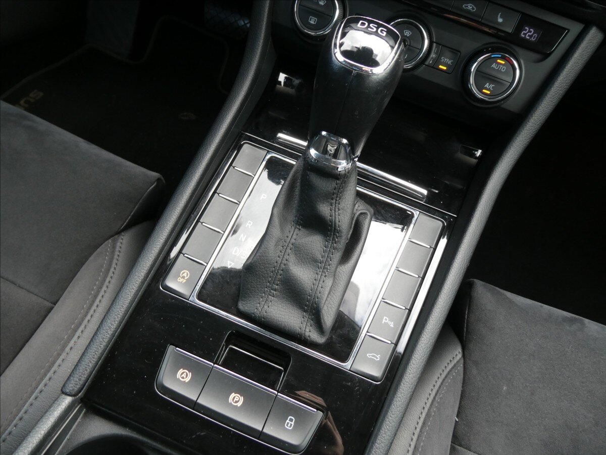 Škoda Superb Liftback 2,0 l 110 kw