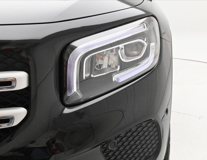 Mercedes-Benz GLB SUV 2,0 l 140 kw