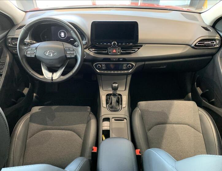 Hyundai i30 18