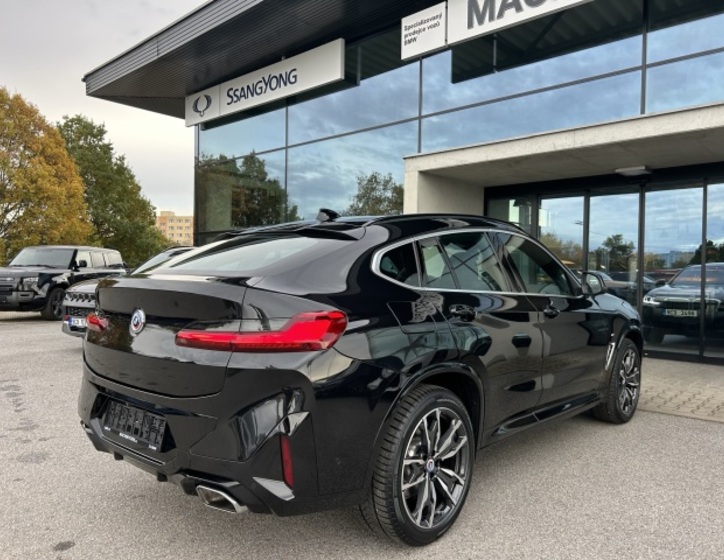 BMW X4 7