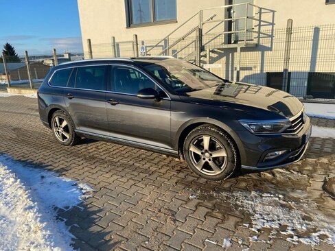 Volkswagen Passat Kombi 0,0 140 kw