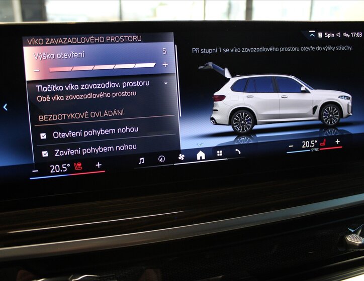 BMW X5 Kombi 3,0 l 210 kw