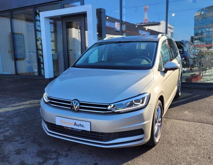 Volkswagen Touran MPV 1,5 l 110 kw