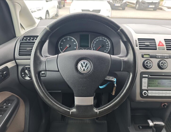 Volkswagen Touran MPV 1,4 l 103 kw